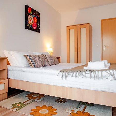 Lilibeth Apartments Brasov Exterior photo